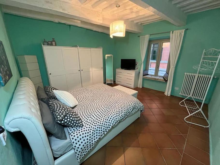 A Due Passi Da Piazza Grande Apartment Montepulciano Luaran gambar