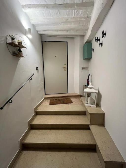 A Due Passi Da Piazza Grande Apartment Montepulciano Luaran gambar